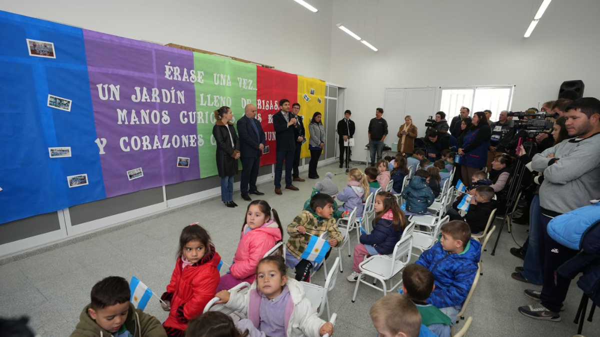El nuevo inmueble se construyó en el mismo predio escolar. El nuevo inmueble se construyó en el mismo predio escolar. 