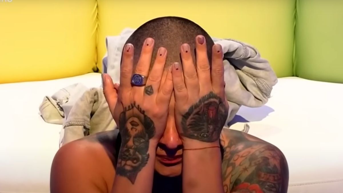 Furia rompió en llanto, a escondidas de sus compañeros. Furia rompió en llanto, a escondidas de sus compañeros. 