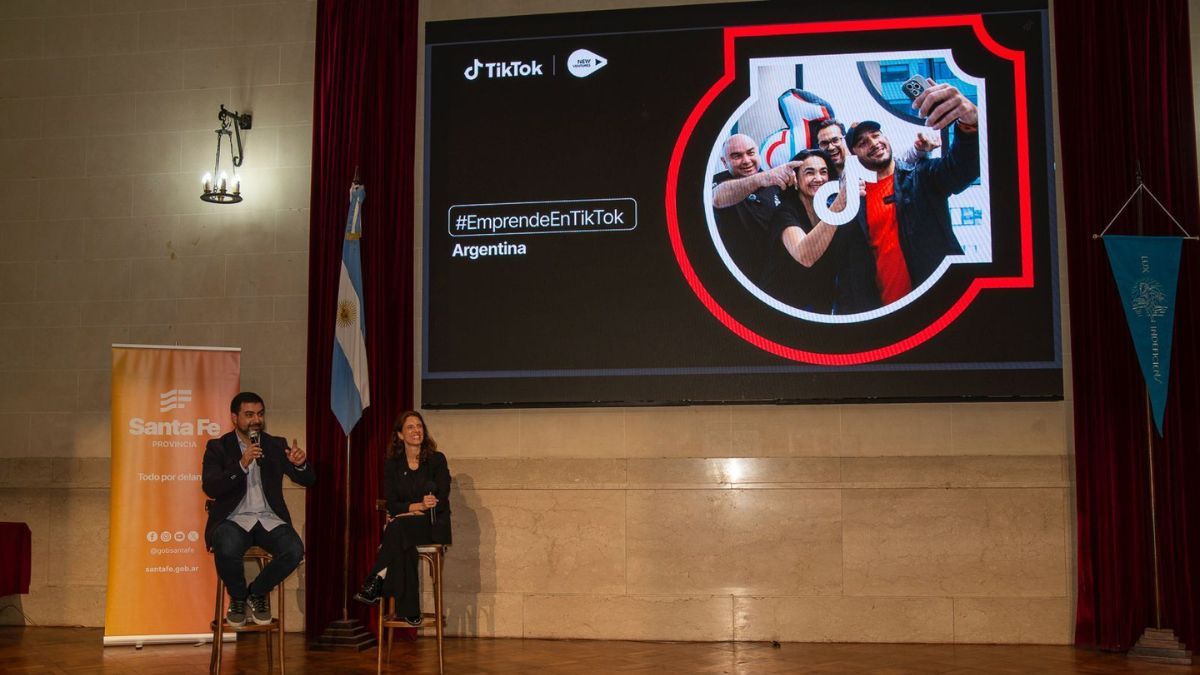 Santa Fe reunió a referentes de TikTok y Cisco en una jornada sobre empleo, innovación y talento digital