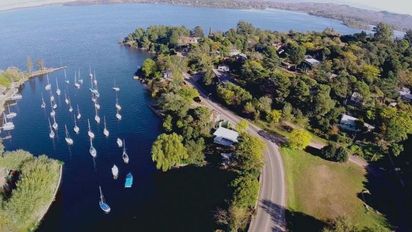 Escapada a un paraíso de Córdoba donde un lago marca el ritmo del descanso y la aventura