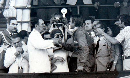 Perón y Reutemann, tras el GP de Argentina 1974. Perón y Reutemann, tras el GP de Argentina 1974.