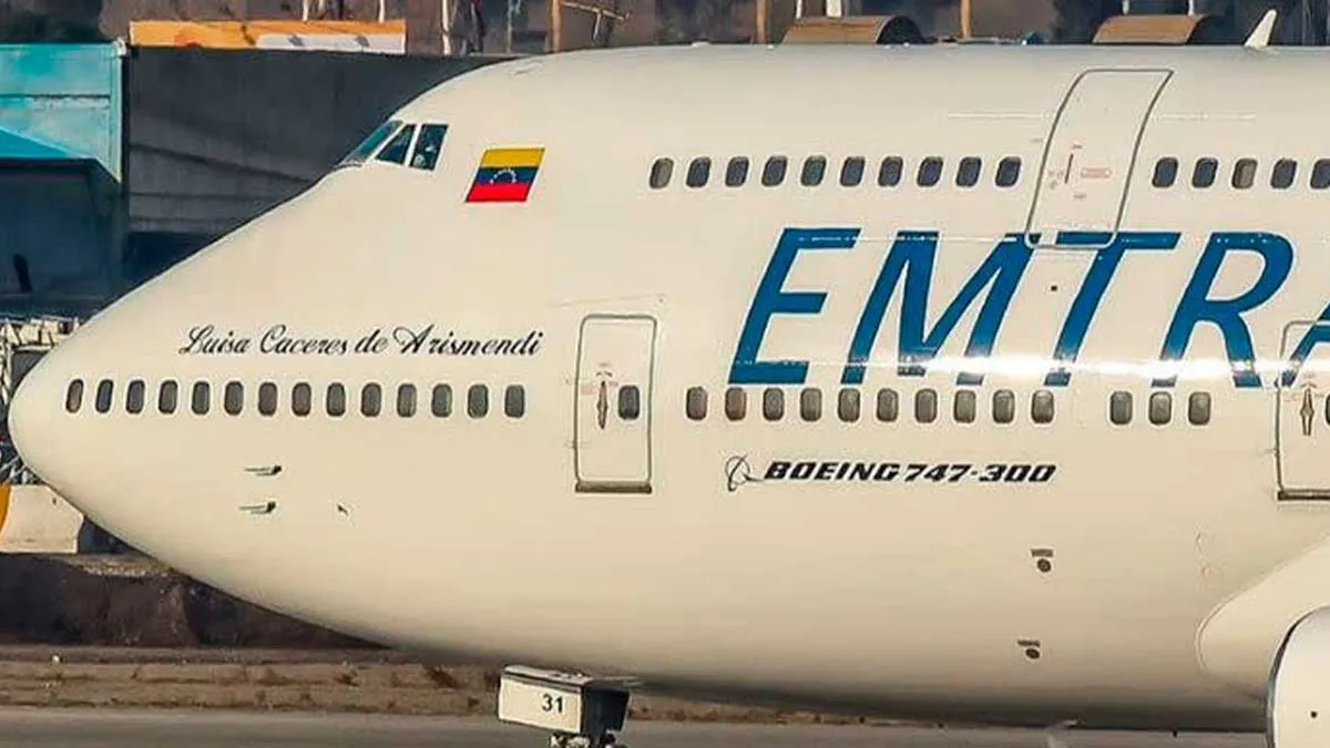 El Boeing 747 adquirido a principios de año a la compañía iraní Mahan Air por Emtrasur, una filial de la estatal Consorcio Venezolano de Industrias Aeronáuticas y Servicios Aéreos (Conviasa), se encuentra especialmente custodiado desde ayer. 