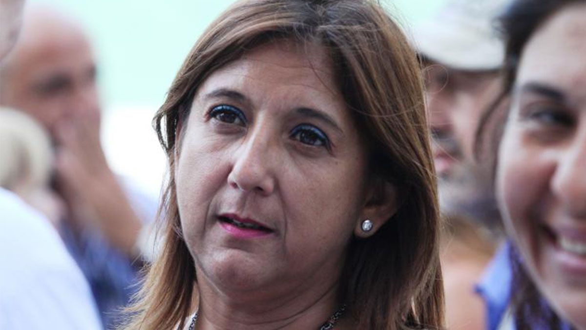 &nbsp;La intendenta Daniela Qüesta asegura que desde hace un año pide fuerzas federales de apoyo para el barrio y que recién comenzaron a intervenir hace tres días