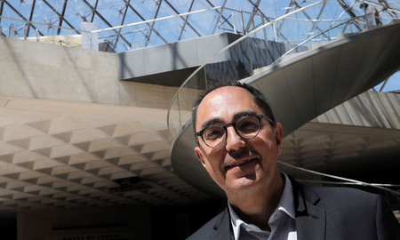 Escándalo en París: acusaron al exdirector del museo de Louvre de tráfico de arte Escándalo en París: acusaron al exdirector del museo de Louvre de tráfico de arte