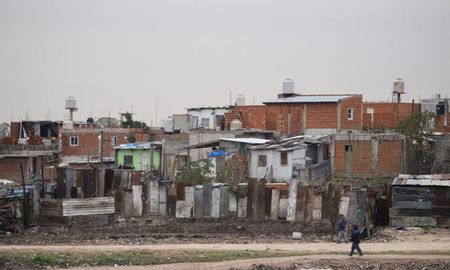 El Instituto Nacional de Estadísticas y Censos (Indec), informó este viernes que durante agosto de 2023, la variación mensual de la canasta básica alimentaria (CBA) fue de 17%. El Instituto Nacional de Estadísticas y Censos (Indec), informó este viernes que durante agosto de 2023, la variación mensual de la canasta básica alimentaria (CBA) fue de 17%.