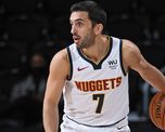 Facundo Campazzo jugó en la victoria de Denver Nuggets ante Phoenix Suns por la NBA. Facundo Campazzo jugó en la victoria de Denver Nuggets ante Phoenix Suns por la NBA.