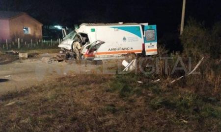 El siniestro ocurrió alrededor de la 1:15 horas, cuando una ambulancia proveniente de Vera y Pintado transportaba a un paciente hacia San Justo. El siniestro ocurrió alrededor de la 1:15 horas, cuando una ambulancia proveniente de Vera y Pintado transportaba a un paciente hacia San Justo.