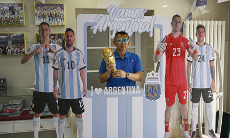 Lionel Messi en China: alerta por grandes estafas que prometen cena y selfie. Lionel Messi en China: alerta por grandes estafas que prometen cena y selfie.