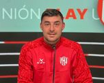 Paulo Poccia, entrenador del plantel de Primera del fútbol femenino de Unión. Paulo Poccia, entrenador del plantel de Primera del fútbol femenino de Unión.