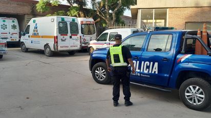 Dramático operativo en la Ruta Nacional 168: policías salvaron a un nene que convulsionaba