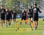 Scaloni mantiene una sola duda para el duelo de la selección argentina ante Ecuador, por las eliminatorias sudamericanas. Scaloni mantiene una sola duda para el duelo de la selección argentina ante Ecuador, por las eliminatorias sudamericanas.