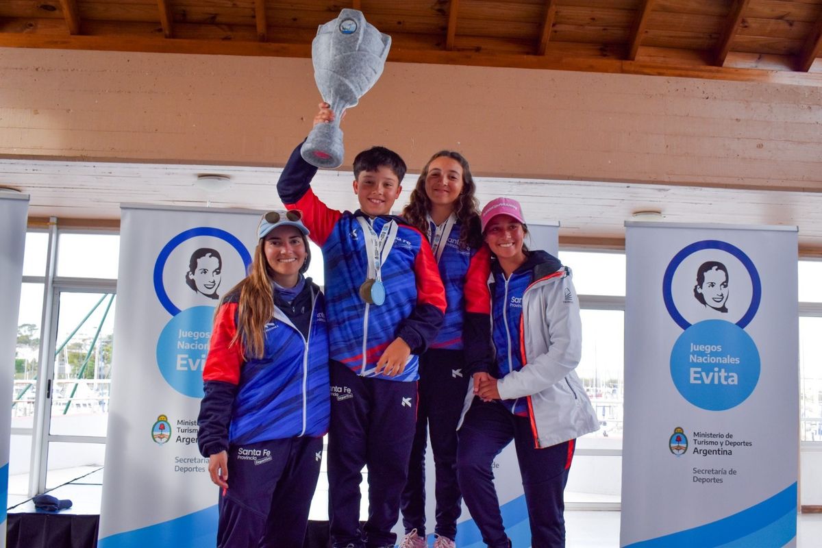 El deporte adaptado estuvo representado por un total de 130 deportistas. El deporte adaptado estuvo representado por un total de 130 deportistas.