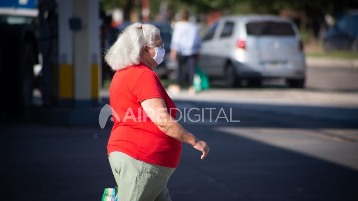 Adiós al barbijo: la OMS concluyó que el coronavirus no se transmite por el aire