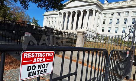 Las autoridades de Estados Unidos reforzaron la seguridad en los principales edificios de cara a las elecciones. Las autoridades de Estados Unidos reforzaron la seguridad en los principales edificios de cara a las elecciones.
