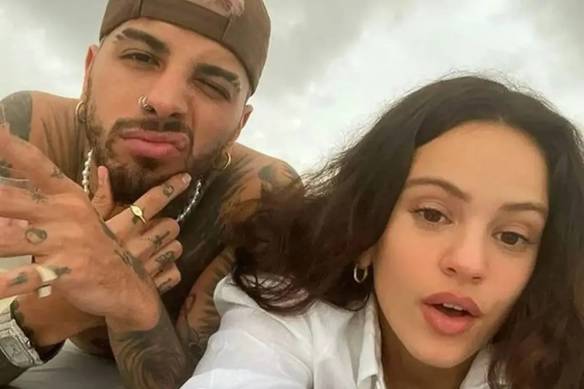 Rosalía y Rauw Alejandro anunciaron el fin de su relación.