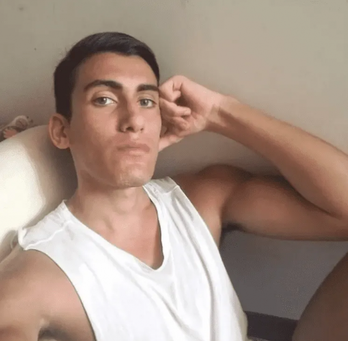 Tomás Holder de adolescente.