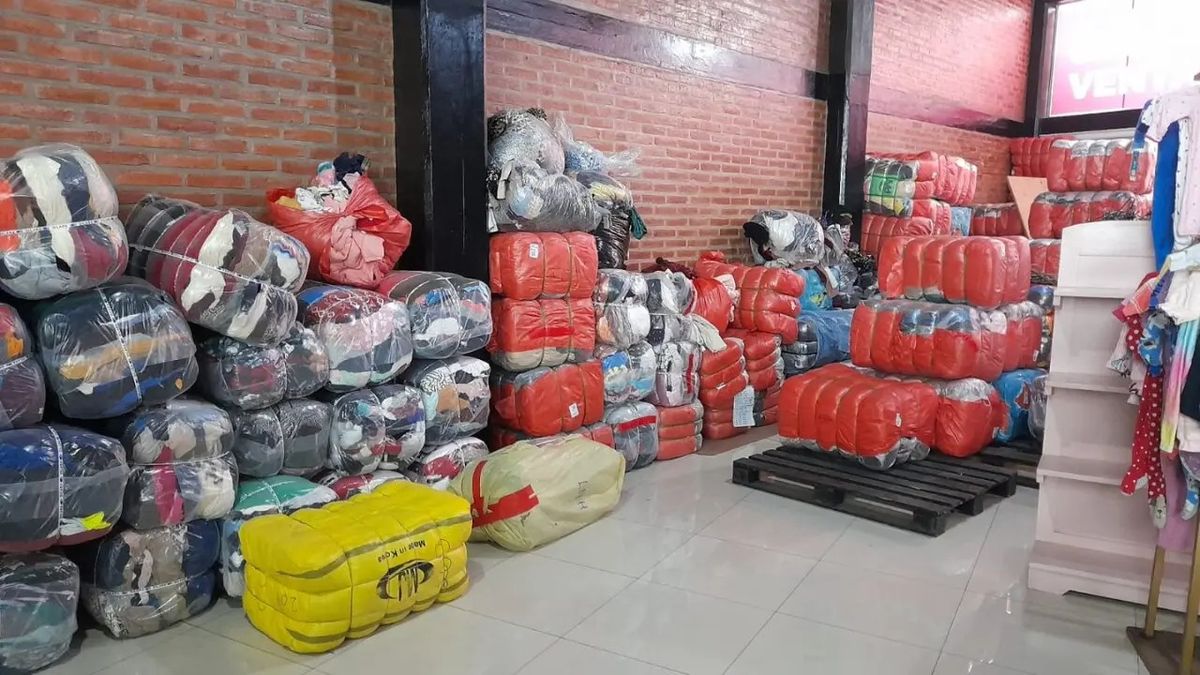 El 84% de la ropa usada que ingresó al país lo hizo por Jujuy, principalmente desde Chile. El 84% de la ropa usada que ingresó al país lo hizo por Jujuy, principalmente desde Chile.