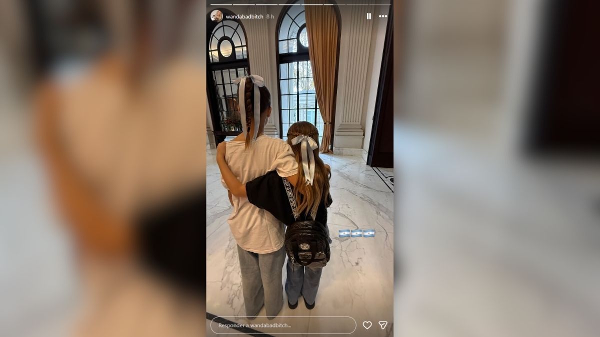 Wanda Nara mostró el look de sus hijas para el almuerzo patrio con su abuelo, el papá de Mauro Icardi. Wanda Nara mostró el look de sus hijas para el almuerzo patrio con su abuelo, el papá de Mauro Icardi.