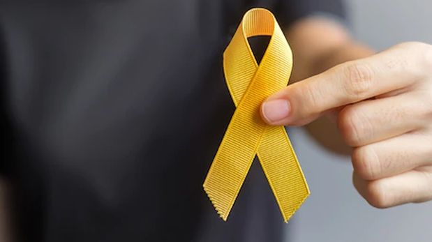 El lazo amarillo se utiliza en todo el mundo con el objetivo de crear conciencia acerca de la prevención del suicidio, un tema que genera cada vez más preocupación en Santa Fe.
