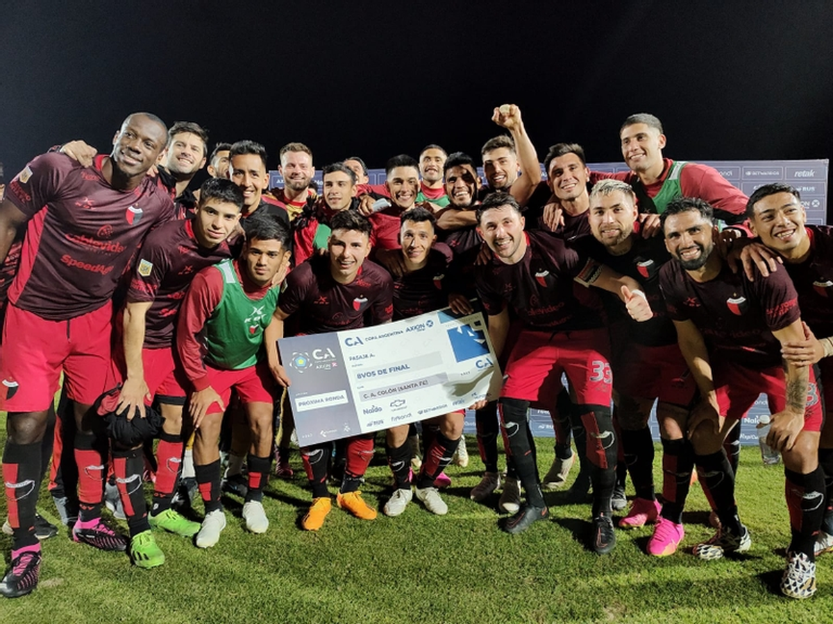 Colón enfrentará a Talleres en los octavos de final de la Copa Argentina. Colón enfrentará a Talleres en los octavos de final de la Copa Argentina.