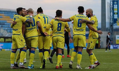 El ex Unión anotó un tanto en la victoria del Asteras Tripolis ante el Larissa por la Superliga griega. El ex Unión anotó un tanto en la victoria del Asteras Tripolis ante el Larissa por la Superliga griega.