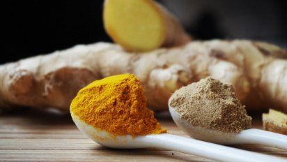 Infusión de jengibre y cúrcuma para bajar de peso rápidamente