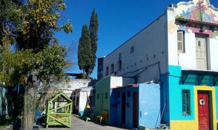 El propósito de los centros de Primera Infancia es crear las condiciones de oportunidad y equidad que las familias con niños de 0 a 4 años y en situación de vulnerabilidad social, puedan acceder a bienes y servicios que aseguren su derecho a desarrollarse, al buen trato, a la alimentación, a la salud, y al juego, entre otros. El propósito de los centros de Primera Infancia es crear las condiciones de oportunidad y equidad que las familias con niños de 0 a 4 años y en situación de vulnerabilidad social, puedan acceder a bienes y servicios que aseguren su derecho a desarrollarse, al buen trato, a la alimentación, a la salud, y al juego, entre otros.