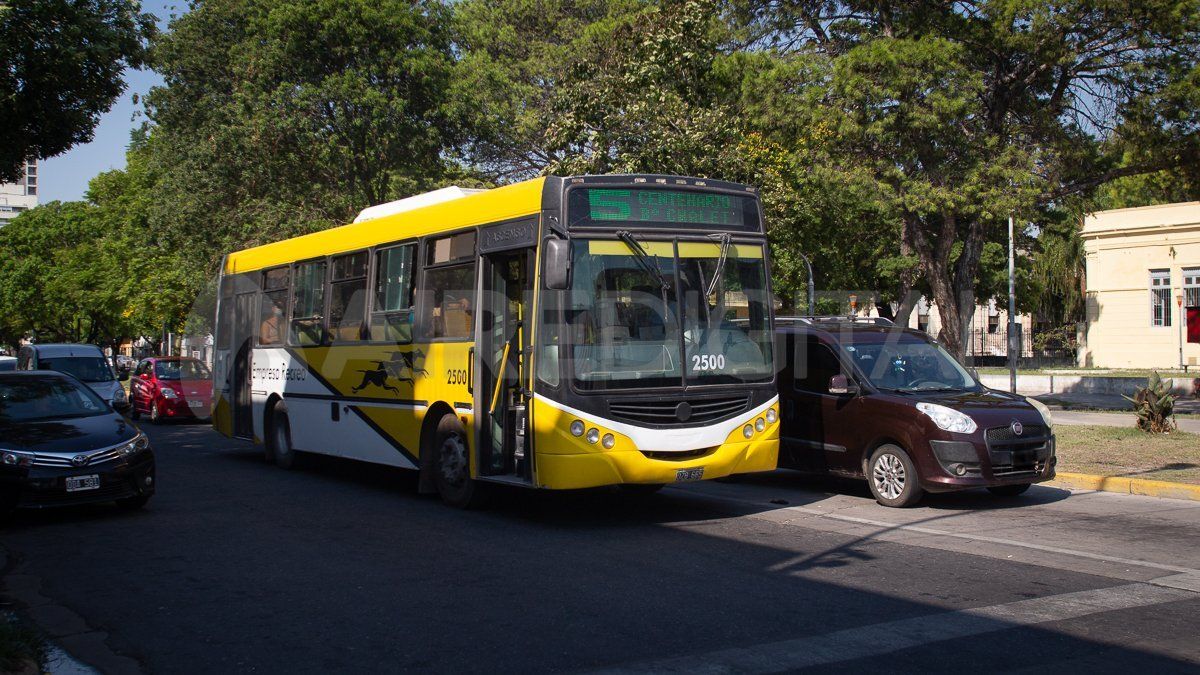 Los colectivos retoman el servicio esta tarde en Santa Fe.&nbsp;