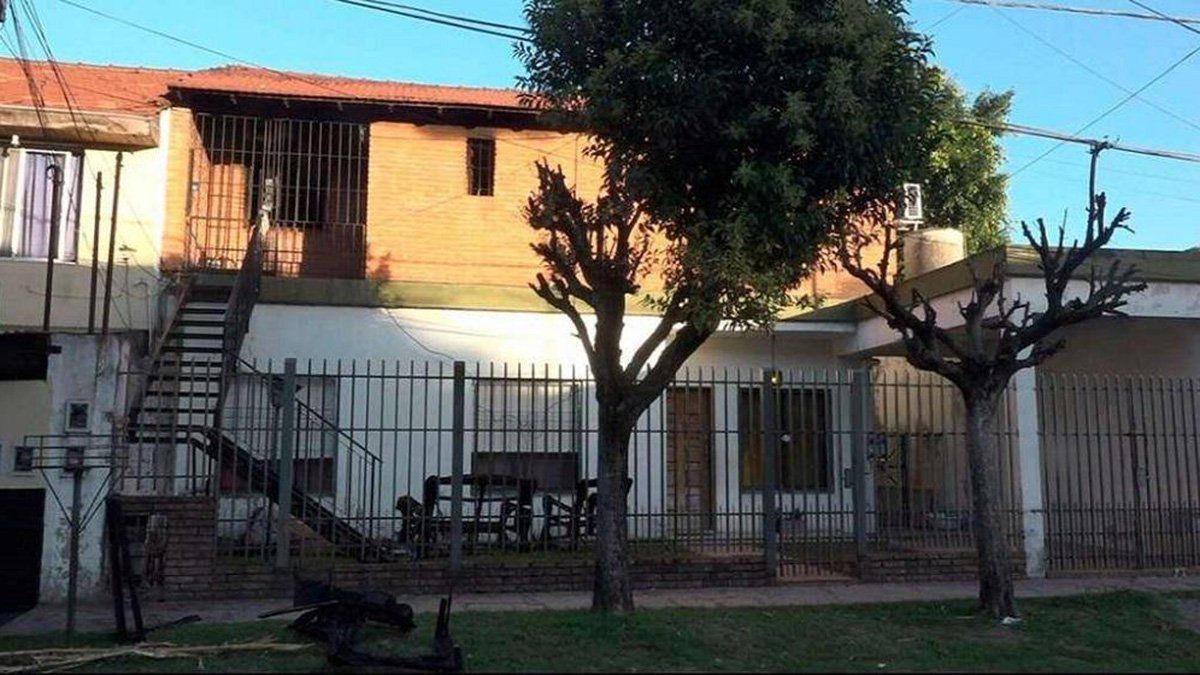 El incendio ocurrió el martes por la tarde en una casa ubicada en las calles Santa Ana y Basilio Delleva
