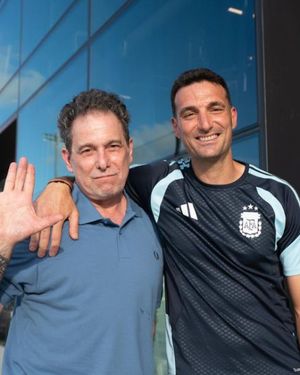 El cantante acompañó a la delegación argentina en Miami. El cantante acompañó a la delegación argentina en Miami.