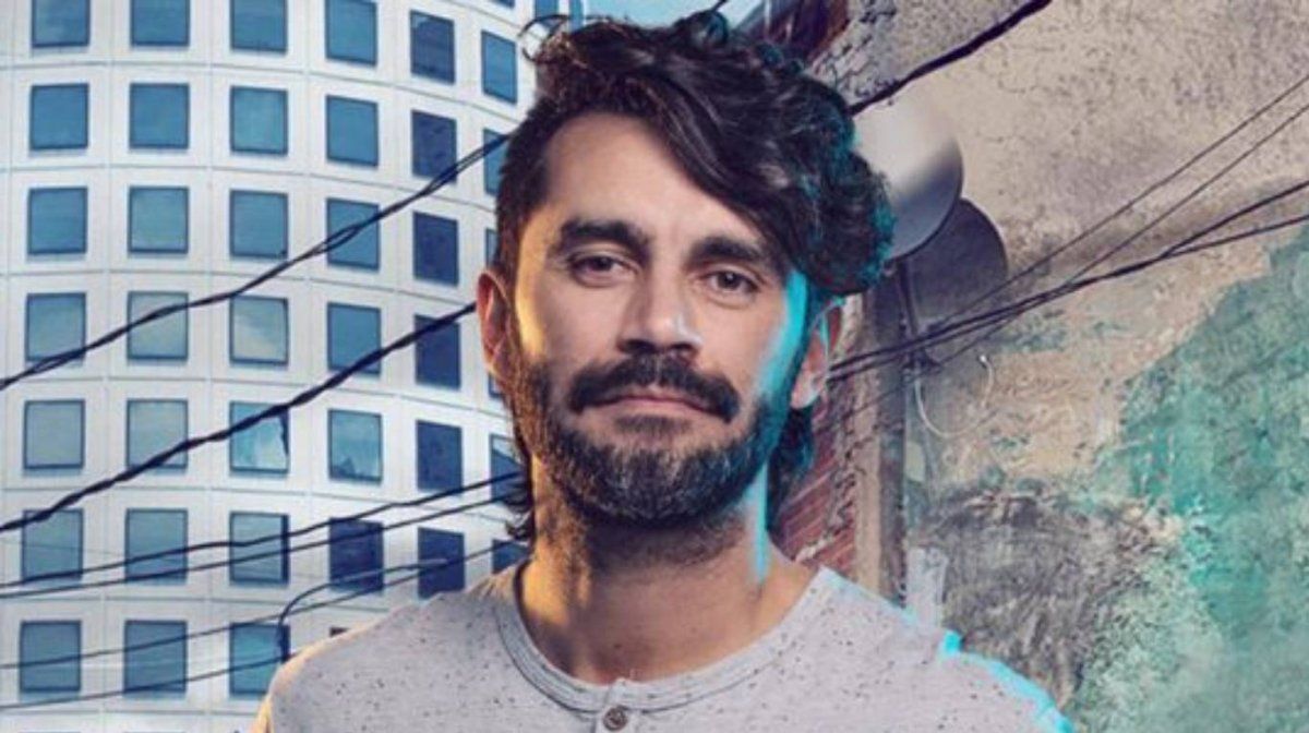 La insólita propuesta que recibió Gonzalo Heredia: Poesía desnudo.