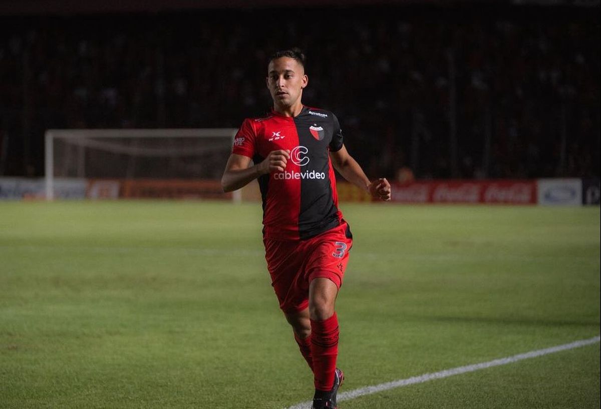 San Miguel apuntó a un jugador de Colón para el súper equipo de Sebastián Battaglia