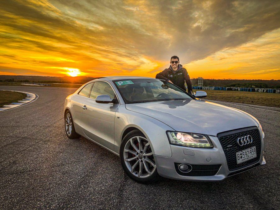 Fede Desal pasó de ser fotógrafo de autos a tener su propia agencia.