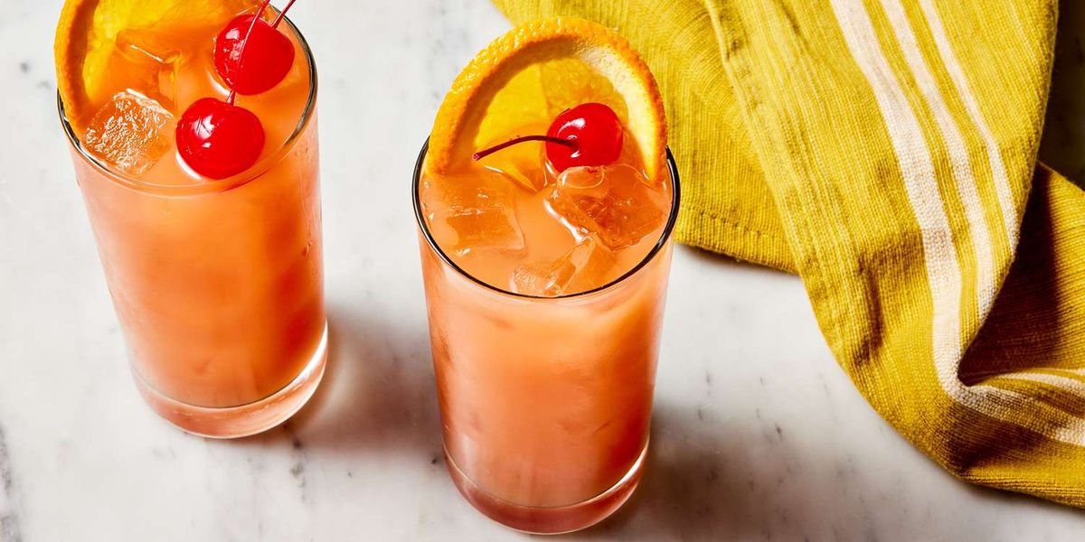 Sex on the Beach es un cóctel con múltiples variaciones. Sex on the Beach es un cóctel con múltiples variaciones.