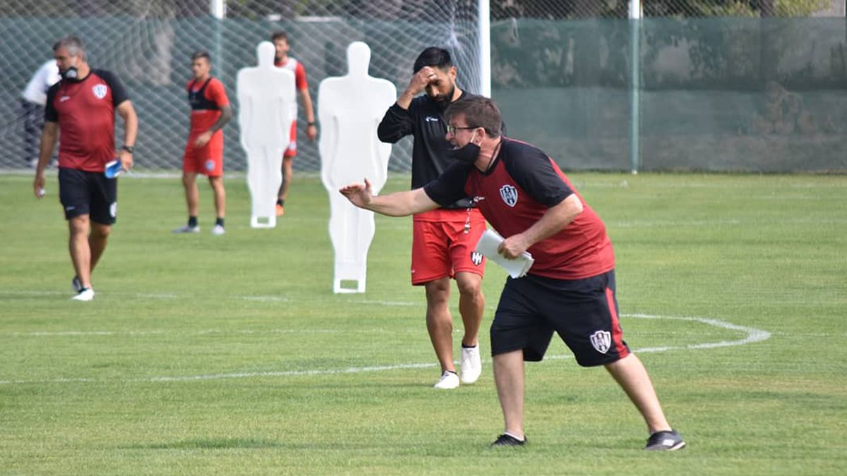 Sebastián Ribas y Hugo Vera Oviedo tienen coronavirus y se perderán el partido ante Independiente por la Copa de la Liga Profesional de Fútbol.