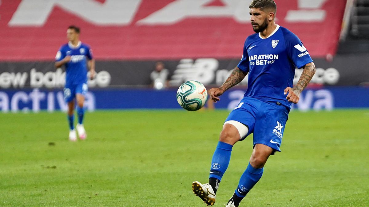 Ever Banega fue determinante para que el Seville derrote al Athletic Club de Bilbao por 2-1.