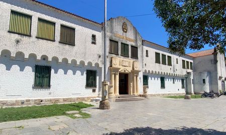 Múltiples robos inquietan a las autoridades de la Escuela Normal, tanto en la institución como en los alrededores. Múltiples robos inquietan a las autoridades de la Escuela Normal, tanto en la institución como en los alrededores.
