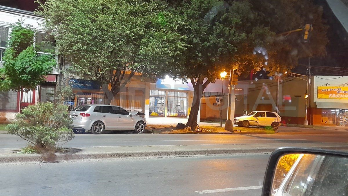 El siniestro ocurrió durante la madrugada de este domingo en inmediaciones de Facundo Zuviría y Hernandarias.