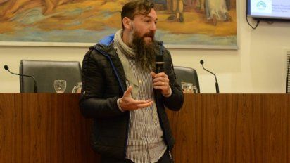 “Somos una sociedad hipócrita que demoniza drogas y naturaliza las que pueden generar más daño”
