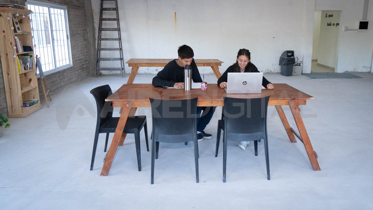 El nombre “Mundo Pequeño” lo pensaron porque entendían que no podían cambiar el mundo, pero sí una pequeña parte del él. El nombre “Mundo Pequeño” lo pensaron porque entendían que no podían cambiar el mundo, pero sí una pequeña parte del él.