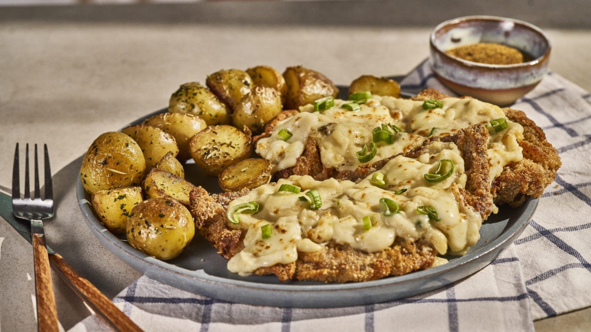 Milanesas a la suiza: la receta fácil para hacer en casa y con pocos ingredientes Milanesas a la suiza: la receta fácil para hacer en casa y con pocos ingredientes