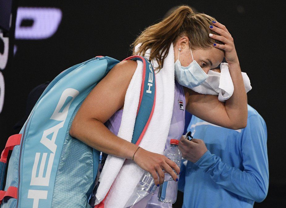 La tenista rosarina no estuvo certera y se va prematuramente del torneo WTA250 en Melbourne.