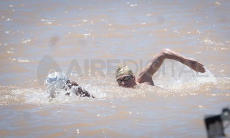 La salud de los nadadores que fueron internados en el Hospital Iturraspe tras la Maratón Santa Fe-Coronda La salud de los nadadores que fueron internados en el Hospital Iturraspe tras la Maratón Santa Fe-Coronda