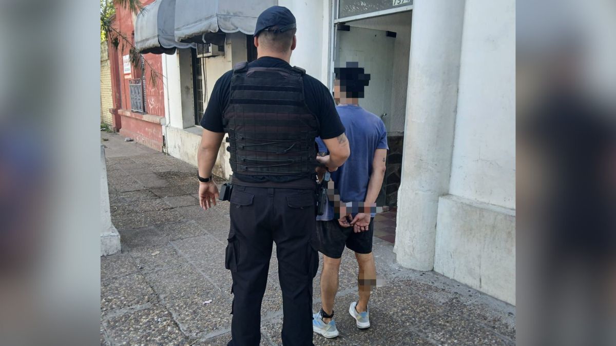 Un hombre de 39 años fue aprehendido este lunes por la mañana en el norte de la ciudad de Santa Fe luego de sustraer la camioneta de sus propios padres.