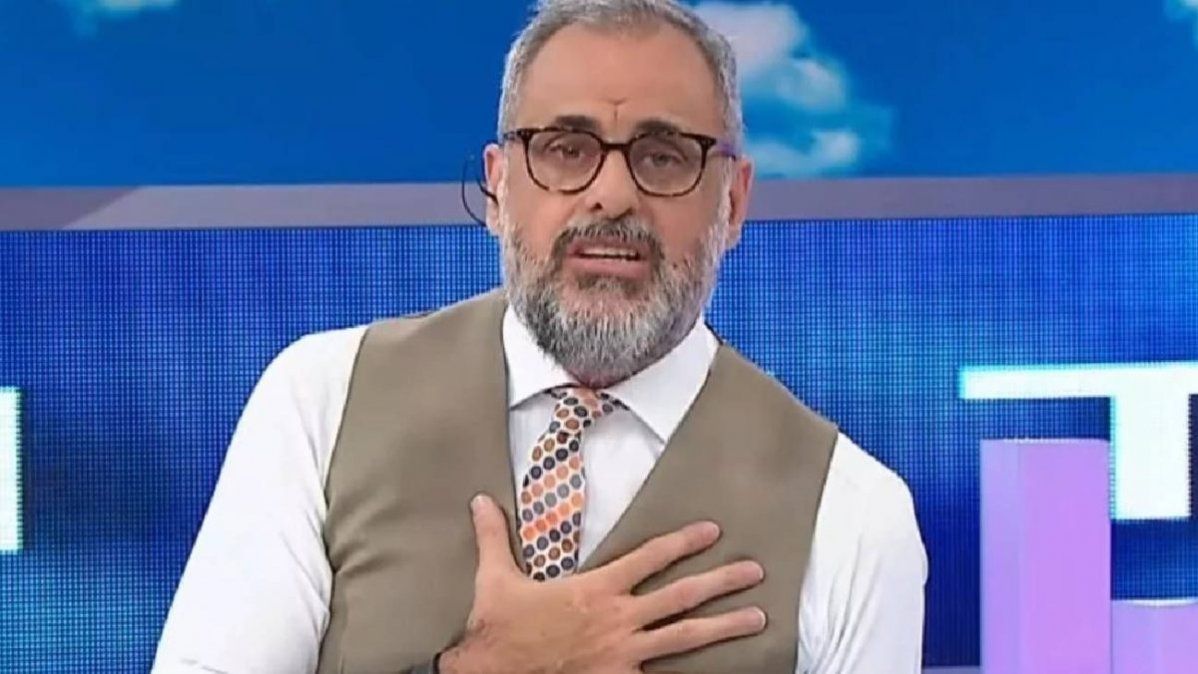 Tildaron de machirulo a Jorge Rial tras un desafortunado comentario sobre Virginia Gallardo