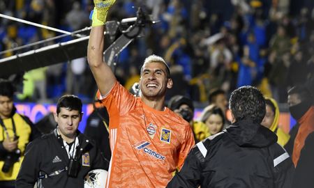 con un gol agonico de cabeza, el paton guzman fue el heroe de tigres con un gol agonico de cabeza, el paton guzman fue el heroe de tigres