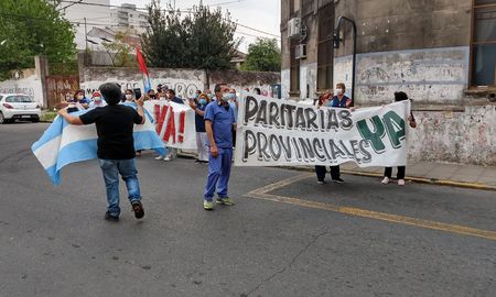 Los trabajadores aseguraron que los sindicalistas no los representan. Los trabajadores aseguraron que los sindicalistas no los representan.