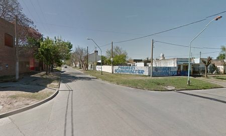 El primo del dueño de casa advirtió al ladrón cuando saltaba el tapial y se daba a la fuga El primo del dueño de casa advirtió al ladrón cuando saltaba el tapial y se daba a la fuga