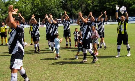 Deportivo Santa Rosa recibirá a Nuevo Horizonte en una gran semifinal. Deportivo Santa Rosa recibirá a Nuevo Horizonte en una gran semifinal.