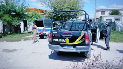 Investigan la muerte violenta de una mujer en Salta: hallaron a su pareja sin vida